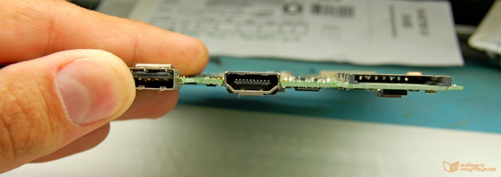 Заменённый HDMI разъем на ноутбуке
